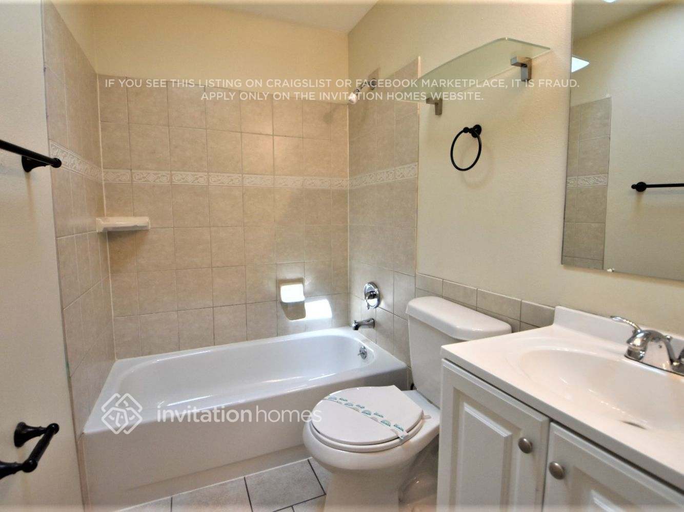 Building Photo - 7210 Shavano Ct