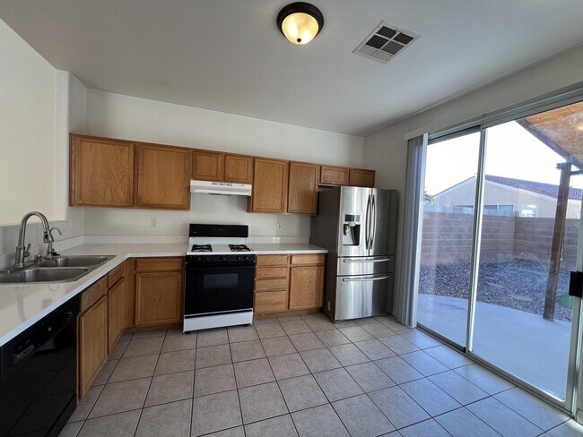 Building Photo - 2697 Hillgrass Rd