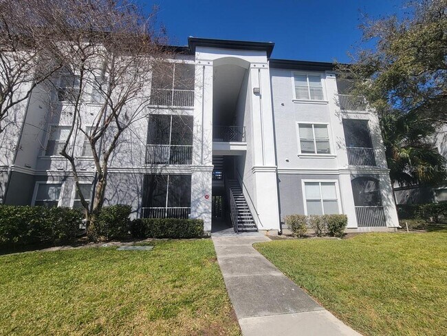 Building Photo - 5709 Legacy Crescent Pl