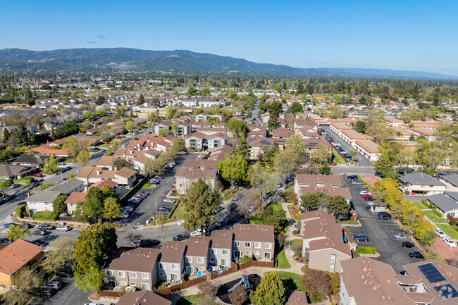 Aerial Photo - Moulton Plaza