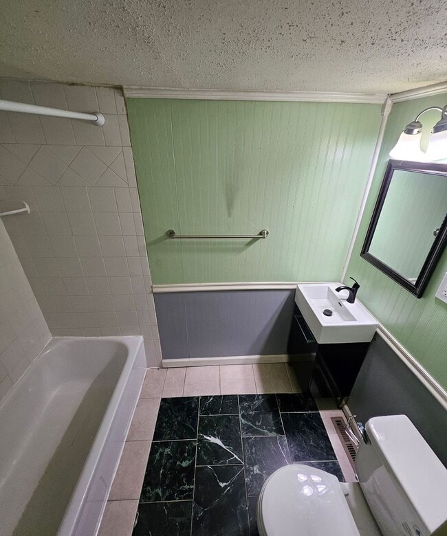 Building Photo - Hill Haven 2-Bedroom Home – Updated Kitchen & Outdoor Spaces