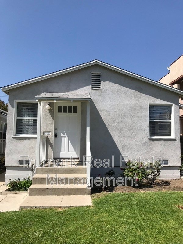 Primary Photo - 929 E Lexington Dr