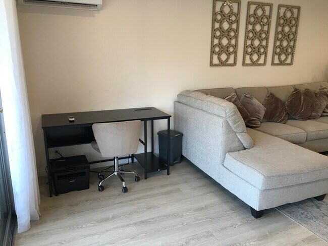 Building Photo - 1299 Cordova St