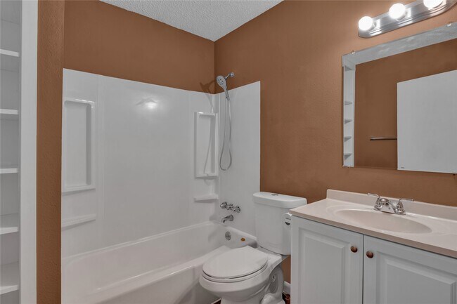 Building Photo - 5002 Blue Spruce Cir