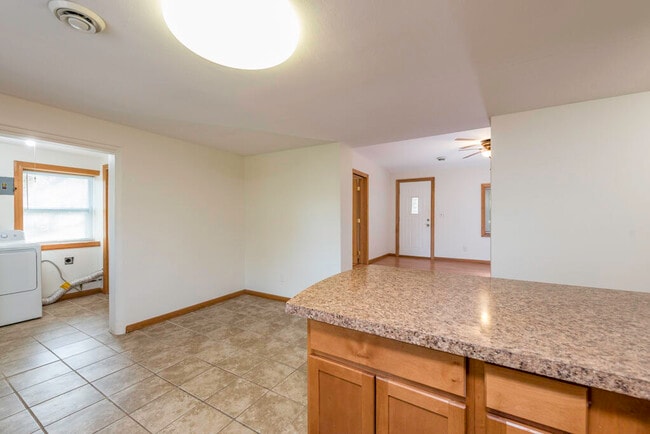 Building Photo - 10605 39th Ave