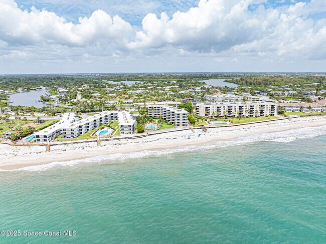 Building Photo - 4450 Jimmy Buffett Mem Hwy