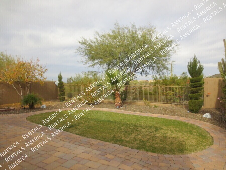 Building Photo - 1912 W Black Hill Rd