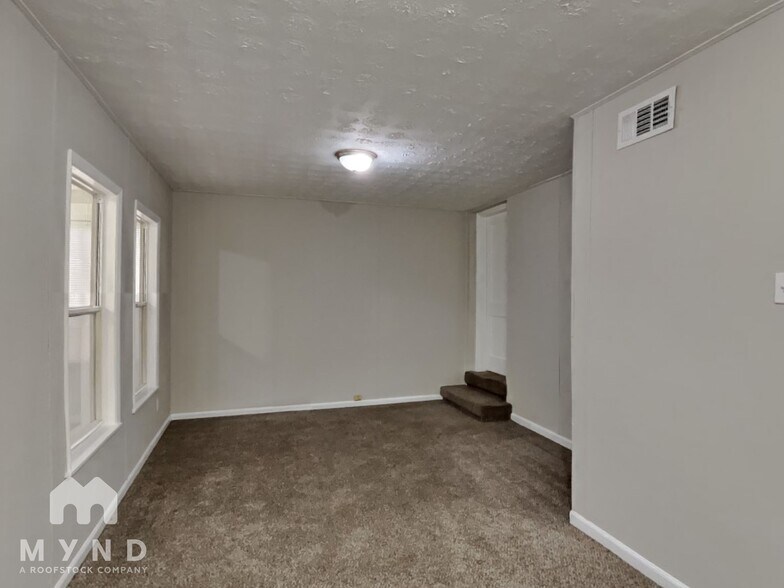Building Photo - 11314 Harlan Dr