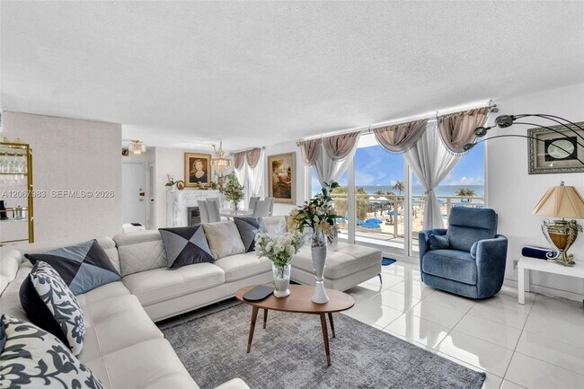 Building Photo - 2030 S Ocean Dr