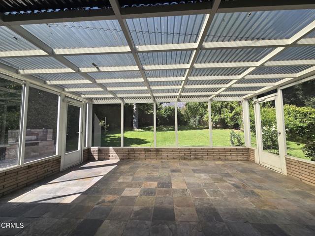 Building Photo - 3815 Mayfair Dr