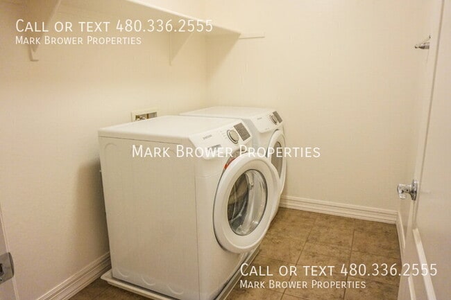 Building Photo - 3016 E Shannon St