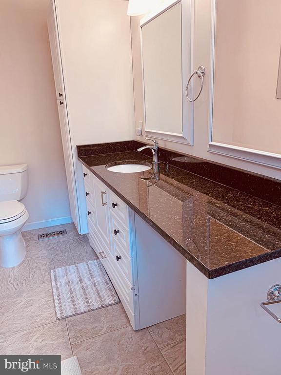 Building Photo - 3301 Garrison Farms Rd