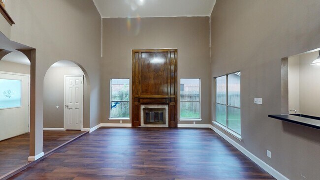 Building Photo - 4719 Black Rock St