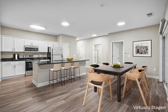 Building Photo - 5151 Foxtail Pine St