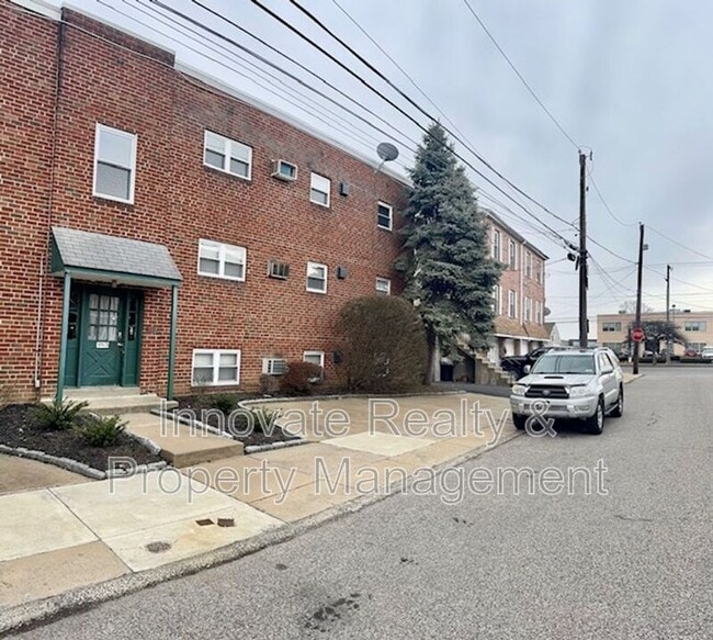 Building Photo - 9513 Hoff St