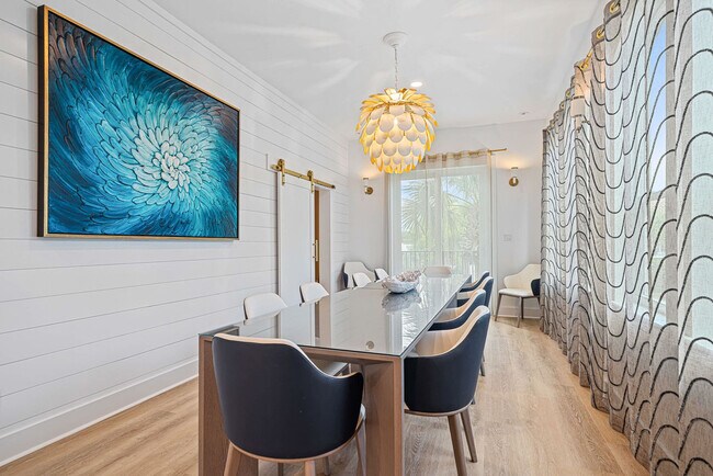 Building Photo - 20 St Francis Dr S