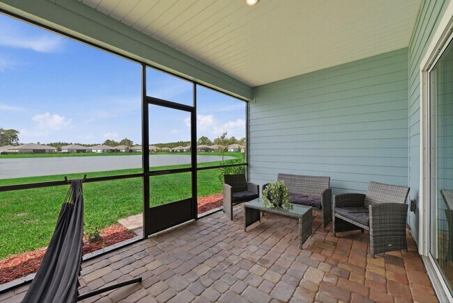 Building Photo - 85645 Stonehurst Pkwy