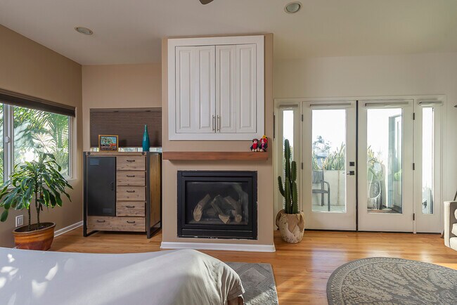 Building Photo - 4719 Coronado Ave