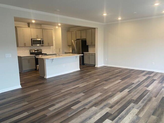 Building Photo - 5041 Arkose Dr