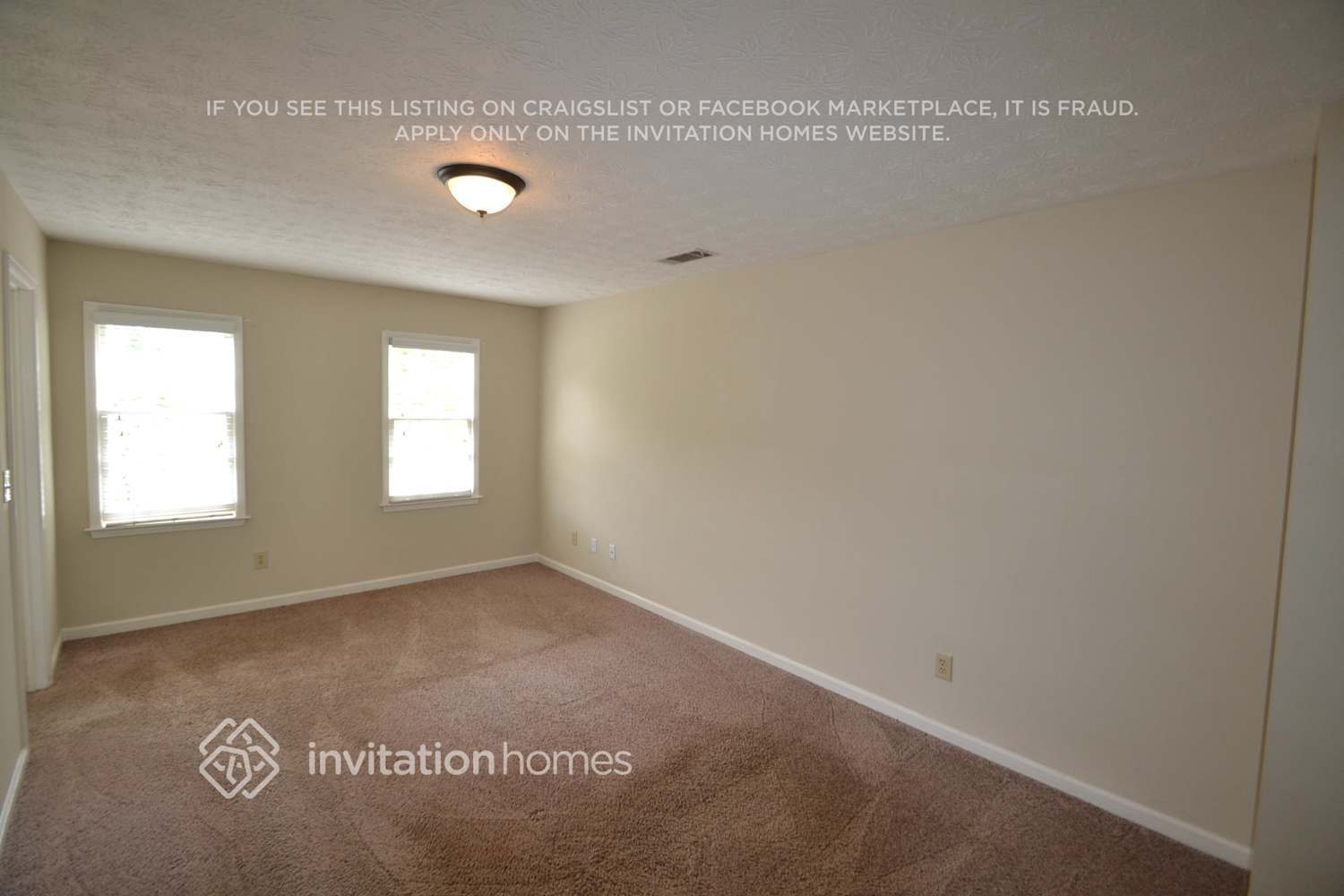 Building Photo - 941 David Dr