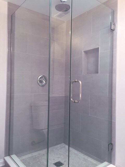 Building Photo - 2237 W Fullerton Ave