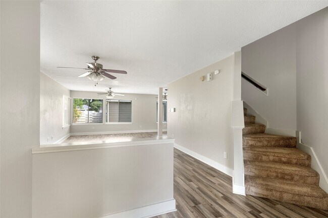 Building Photo - 18906 Atasca Oaks Dr