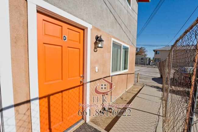 Building Photo - 1409 Lincoln St
