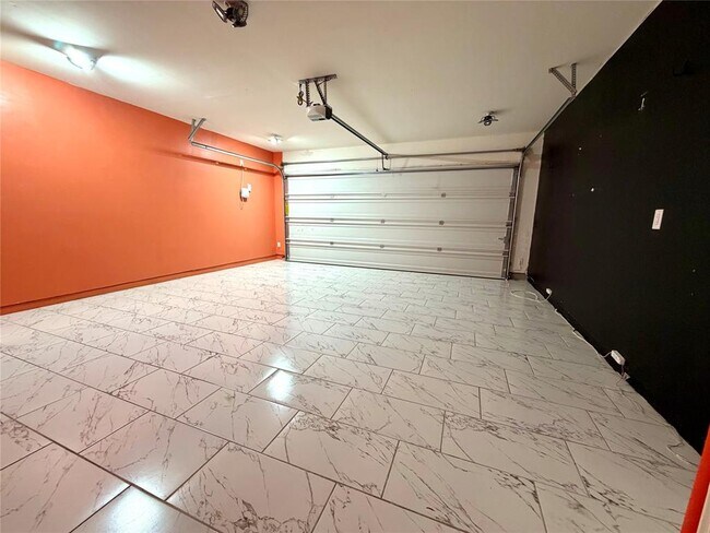 Building Photo - 216 Star Pass