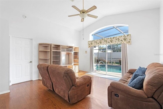 Building Photo - 1530 Larks Nest Ct