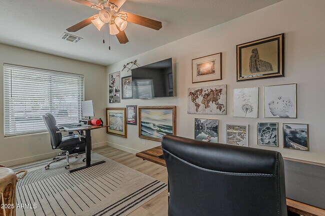 Building Photo - 4730 E Desert Cactus St