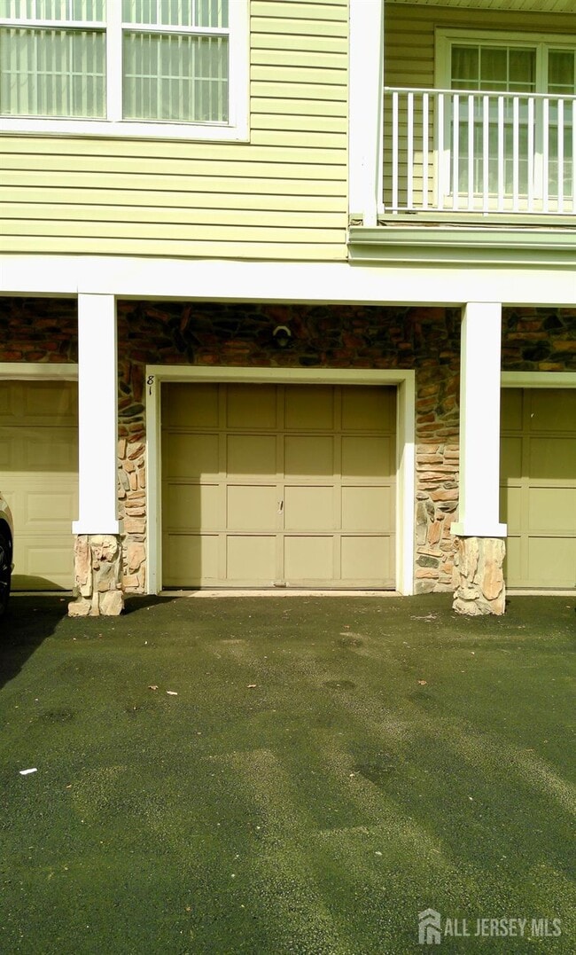 Building Photo - 81 Inverness Dr