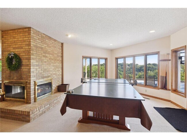 Building Photo - 10481 Bluff Rd