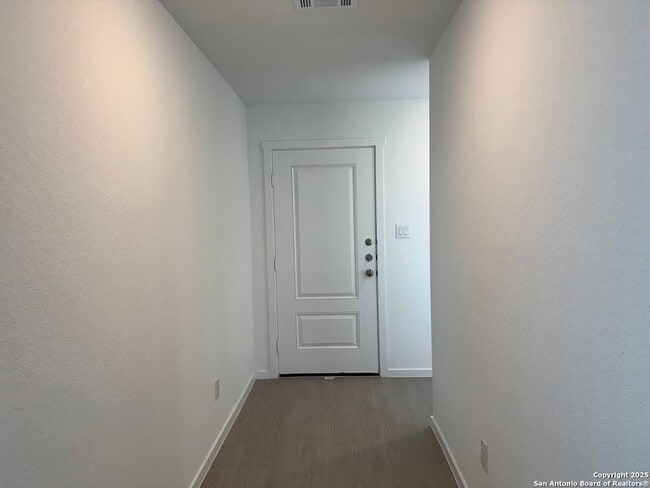 Building Photo - 267 Ottawa Way