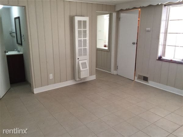 Building Photo - 70281 McVicar Rd