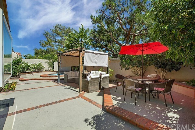 Building Photo - 23 Las Cruces