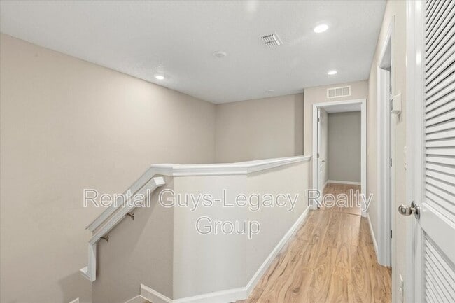 Building Photo - 12667 Josslyn Ln