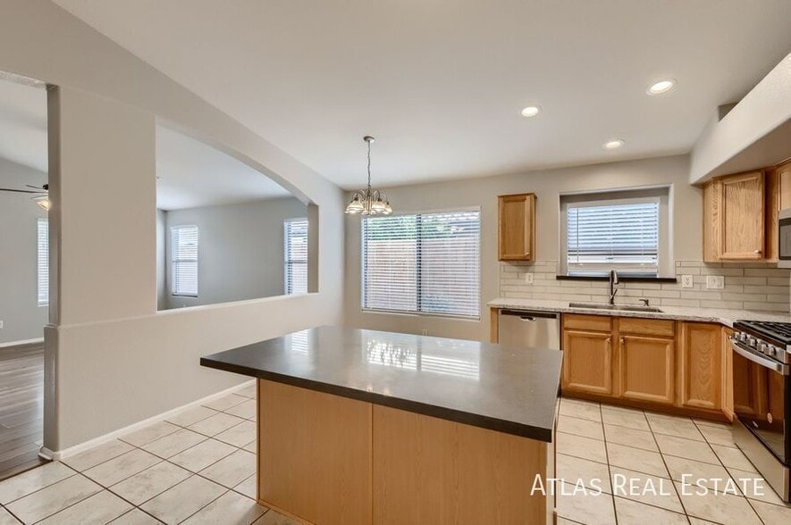 Building Photo - 5338 N Ormondo Way