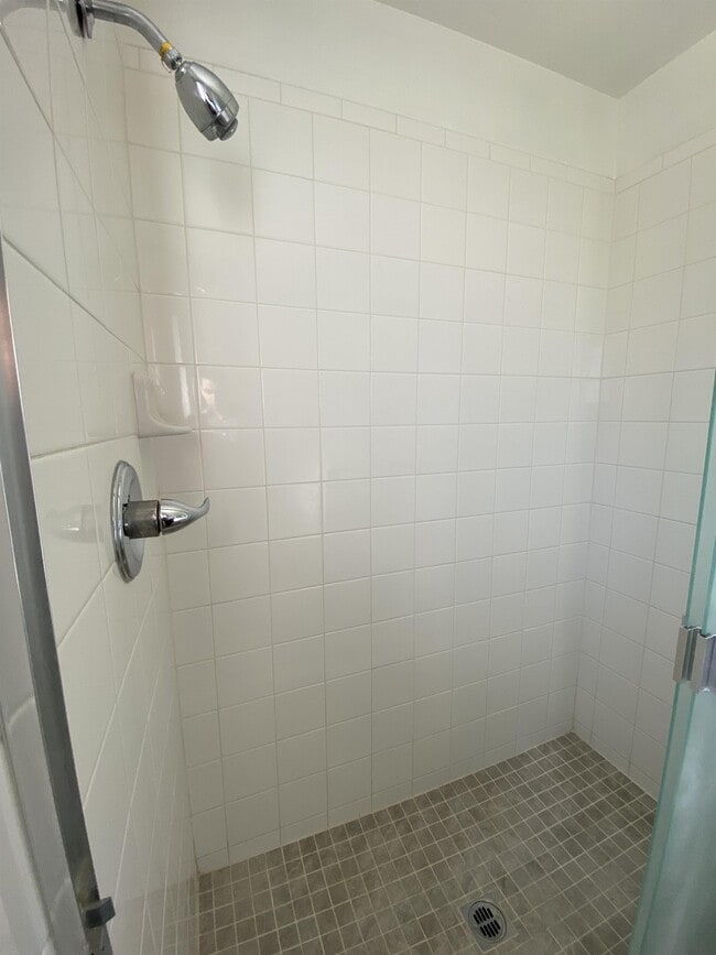 Building Photo - 2929 S Cedar Ridge Pl