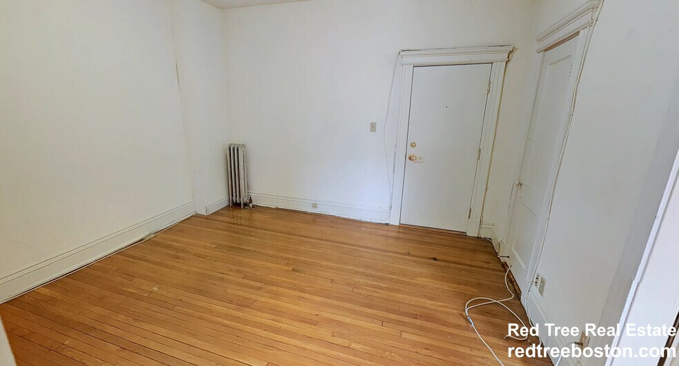 Building Photo - 106 Queensberry St