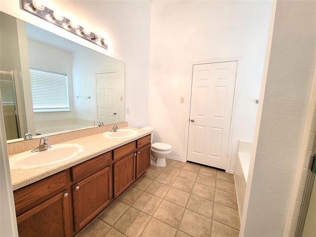 Building Photo - 7505 Burton Ln