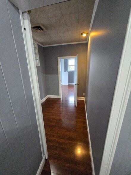 Building Photo - 8 St John St