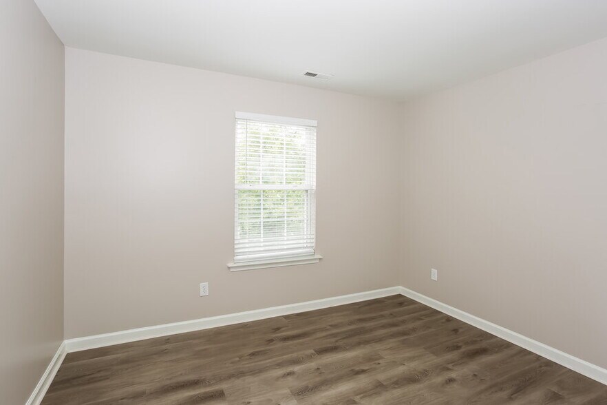 Building Photo - 9152 Eventine Ct