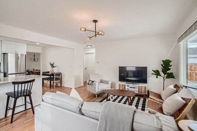 Building Photo - Wheat Ridge Gem with Convenient Access to Denver & the Foothills
