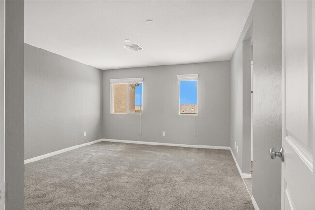 Building Photo - 502 Sonoma Range St