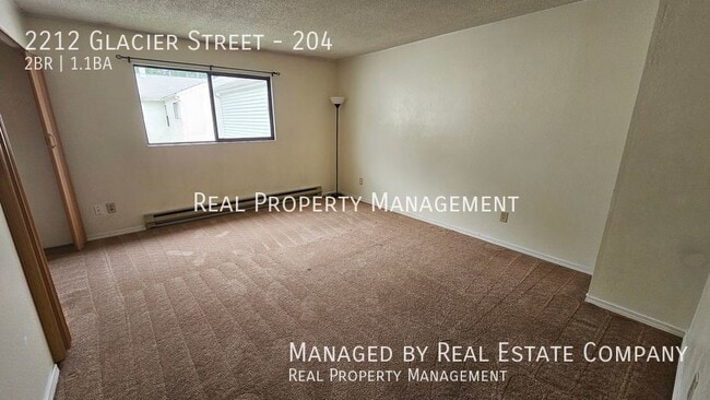 Building Photo - 2212 Glacier St