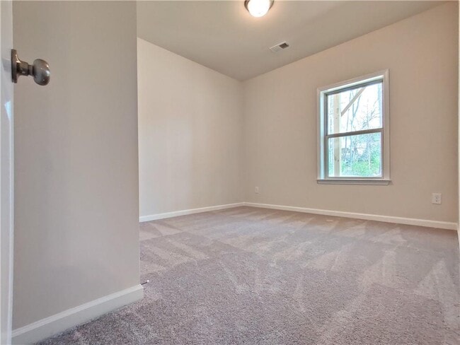 Building Photo - 331 Mahone Dr