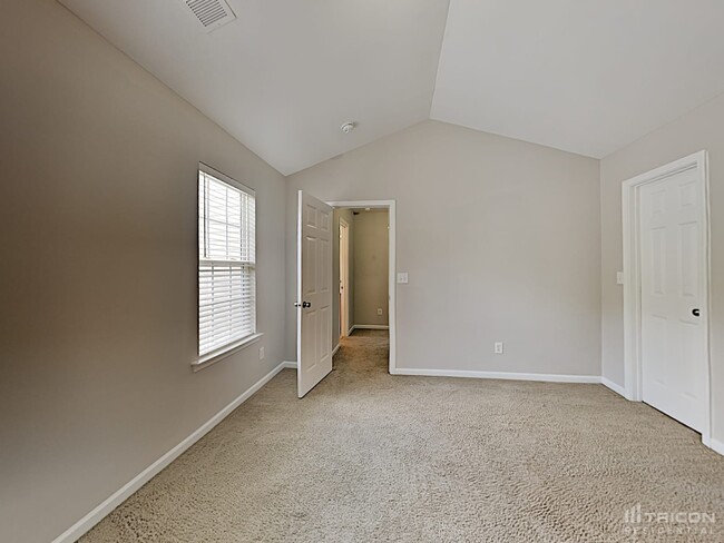 Building Photo - 5428 Henderson Oaks Dr