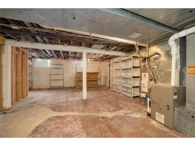 Building Photo - 5006 30th Ave S