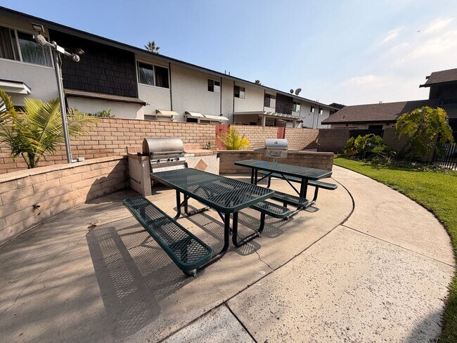 Building Photo - Remodeled 1 Bedroom, 1 Bathroom Stanton Co...