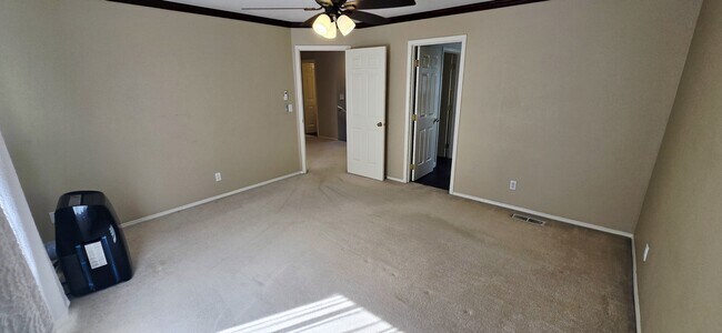 Building Photo - 23580 Brixton Pl